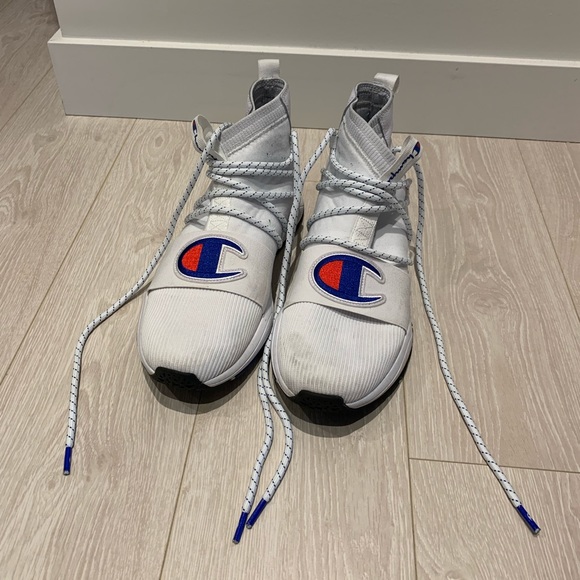 Champion white running shoes (US size 10) - Picture 6 of 9